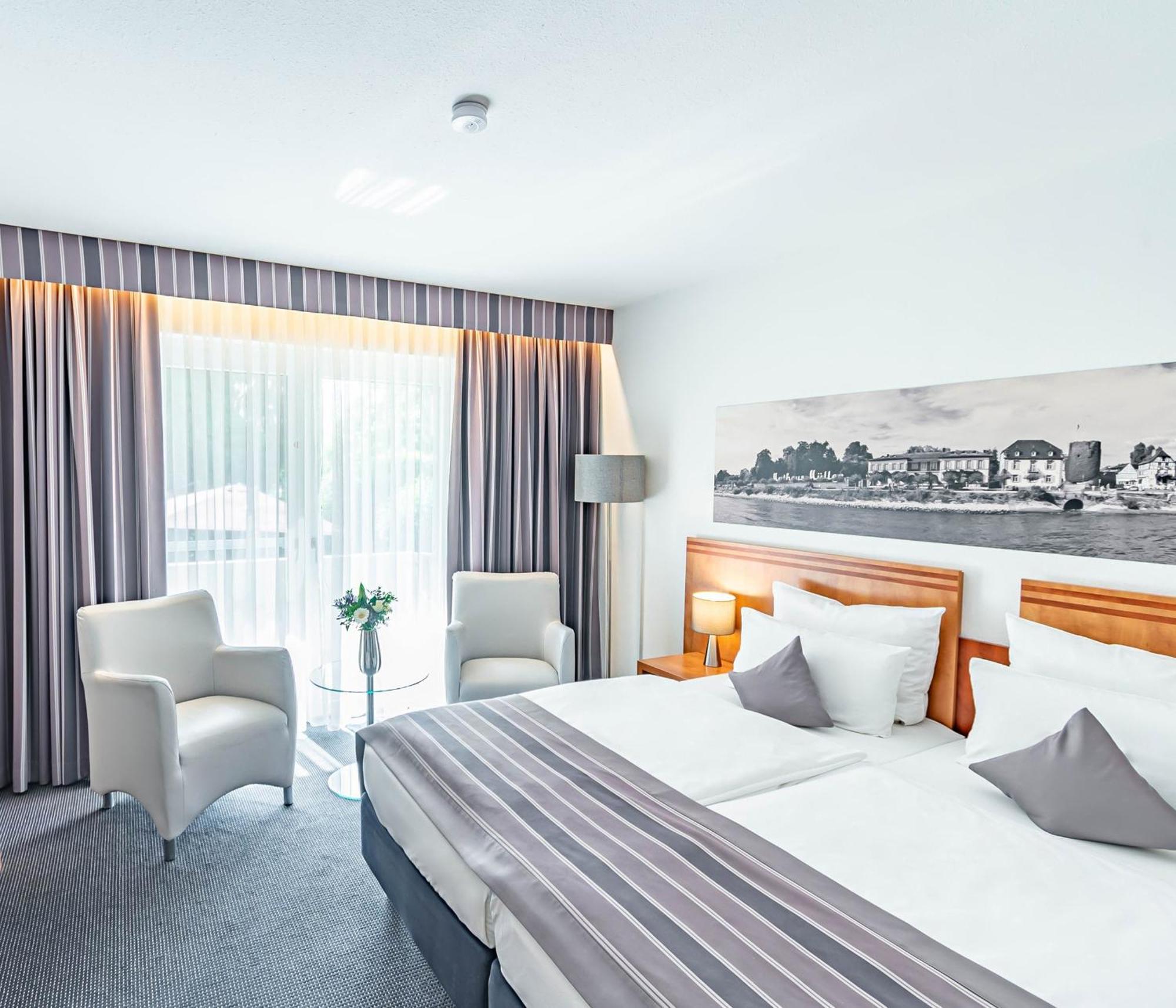 Parkhotel Sonnenberg Эльтвилле Экстерьер фото