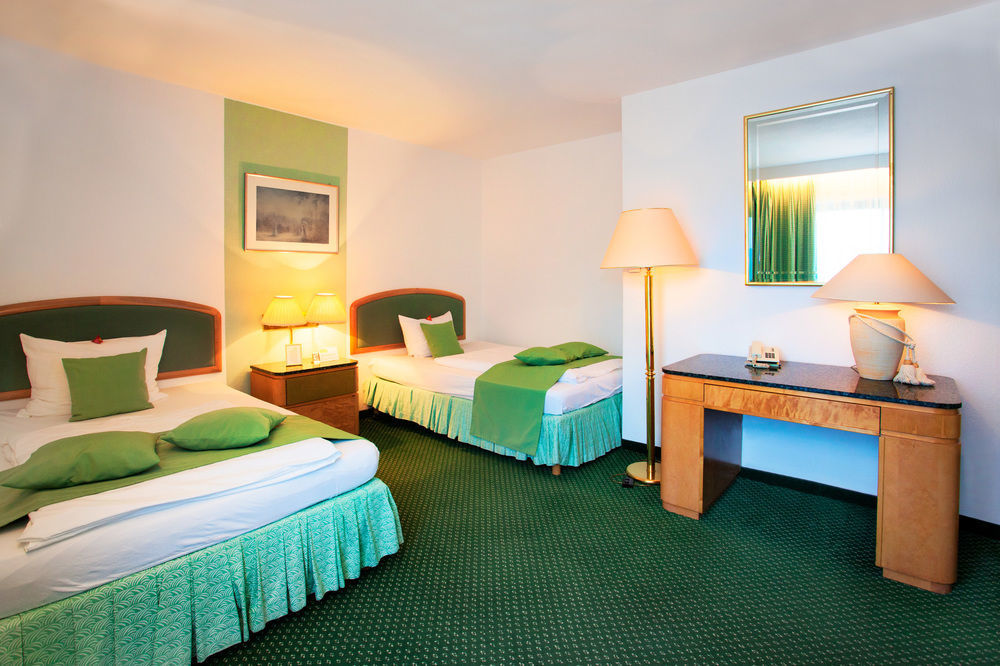 Parkhotel Sonnenberg Эльтвилле Экстерьер фото